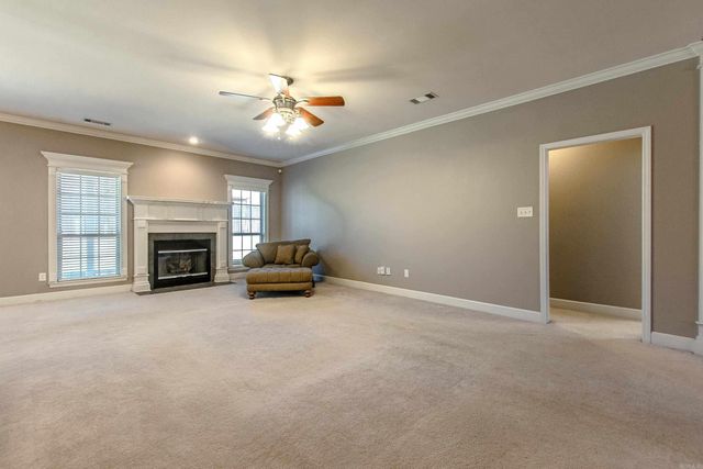 3211 Moonlighting Place Drive, Bryant, AR 72022