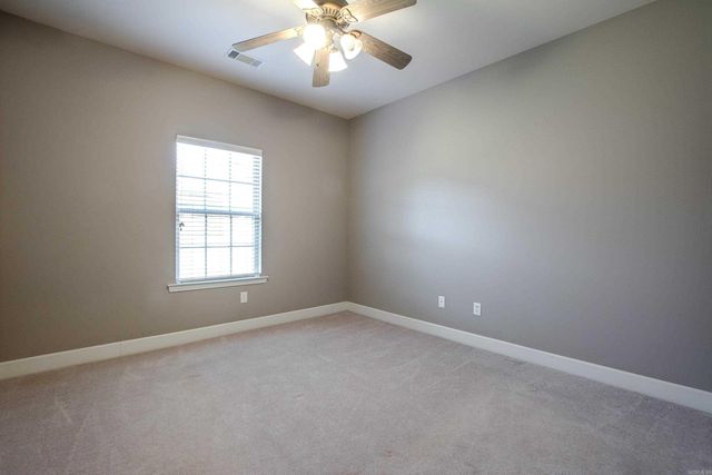 3211 Moonlighting Place Drive, Bryant, AR 72022