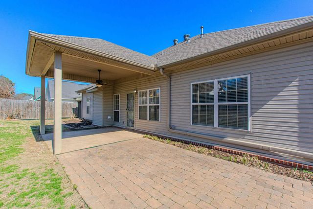 3211 Moonlighting Place Drive, Bryant, AR 72022