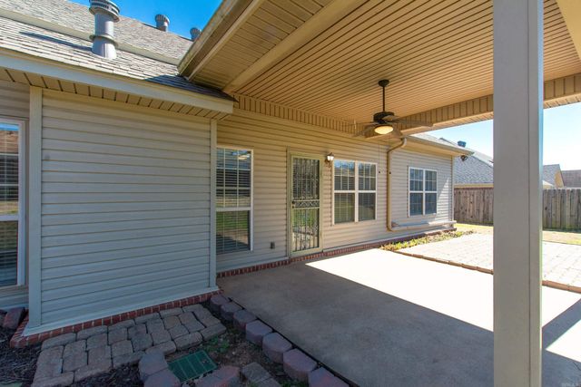 3211 Moonlighting Place Drive, Bryant, AR 72022