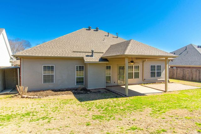 3211 Moonlighting Place Drive, Bryant, AR 72022