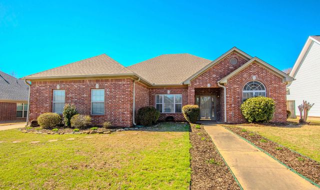 3211 Moonlighting Place Drive, Bryant, AR 72022