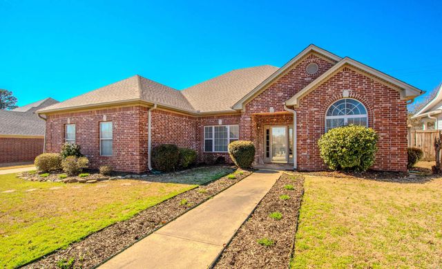 3211 Moonlighting Place Drive, Bryant, AR 72022