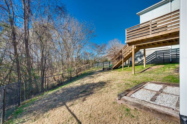 114 N Poole St Apt A, Ashland City, TN 37015