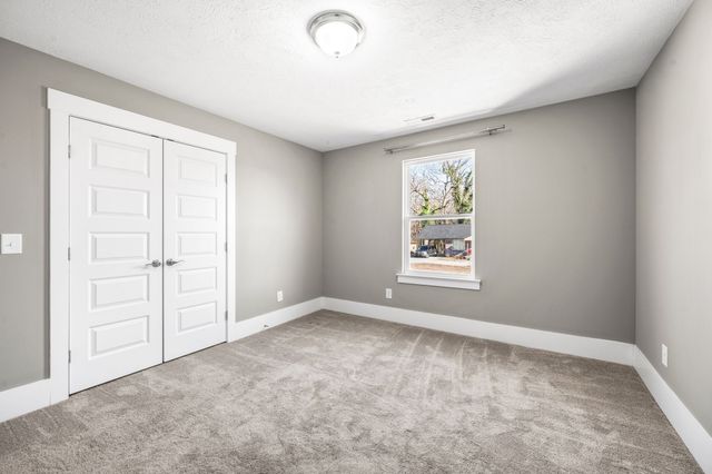 114 N Poole St Apt A, Ashland City, TN 37015