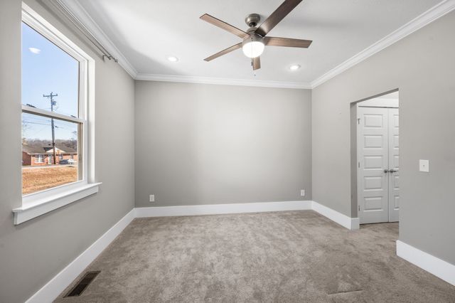 114 N Poole St Apt A, Ashland City, TN 37015