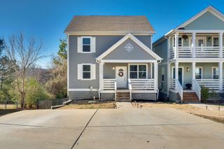 114 N Poole St Apt A, Ashland City, TN 37015