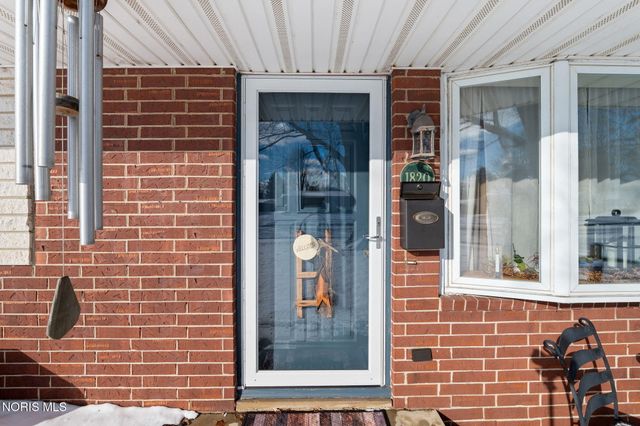 1820 Gayle Lane, Findlay, OH 45840