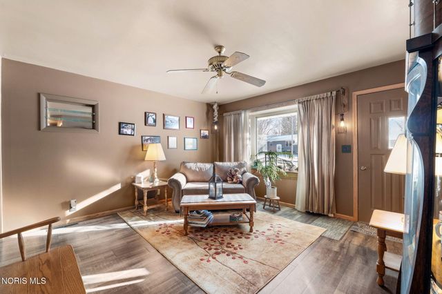 1820 Gayle Lane, Findlay, OH 45840