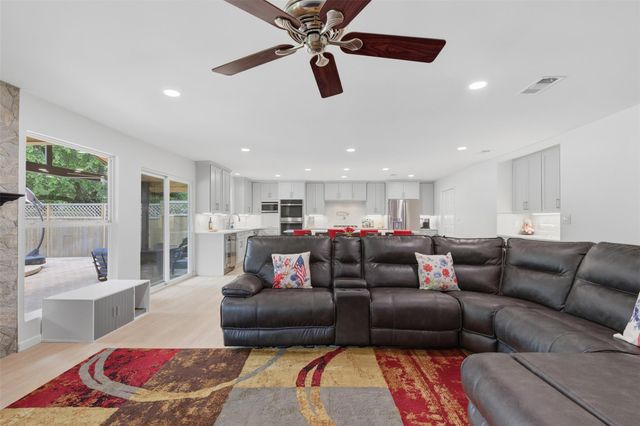11813 Knights BRG, Austin, TX 78759