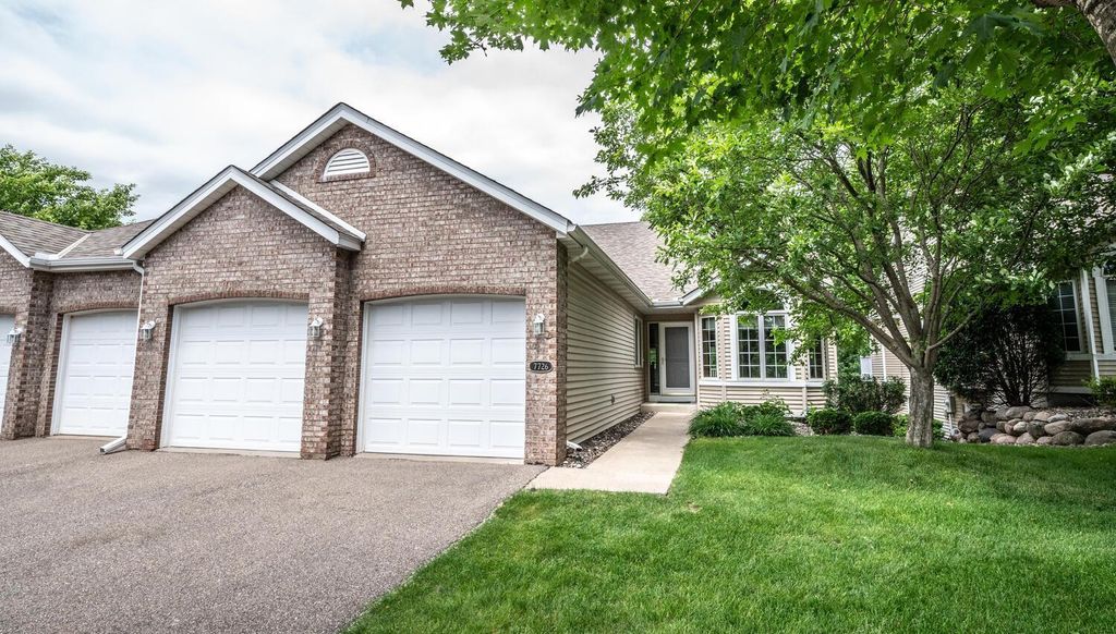 7726 W 112th Street, Bloomington, MN 55438