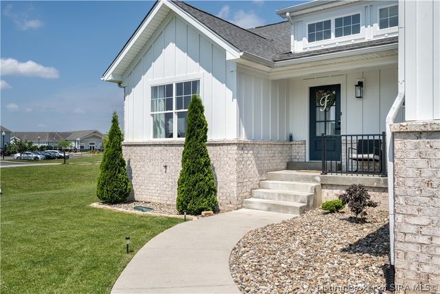 1740 Augusta Parkway, Henryville, IN 47126