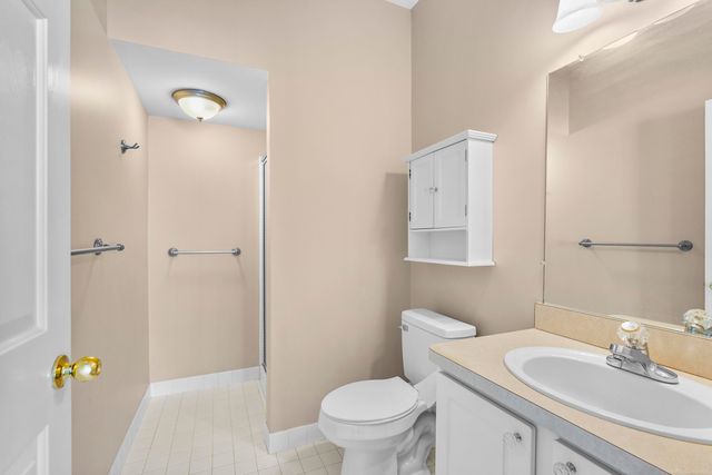 2108 Monarch Drive, Shelby Twp, MI 48316