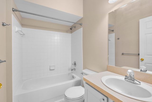 2108 Monarch Drive, Shelby Twp, MI 48316