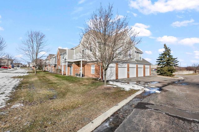 2108 Monarch Drive, Shelby Twp, MI 48316