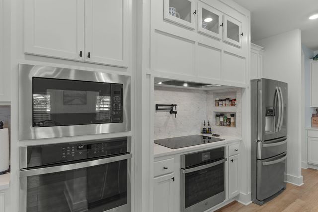 136 Hibernate Way, Freeport, FL 32439