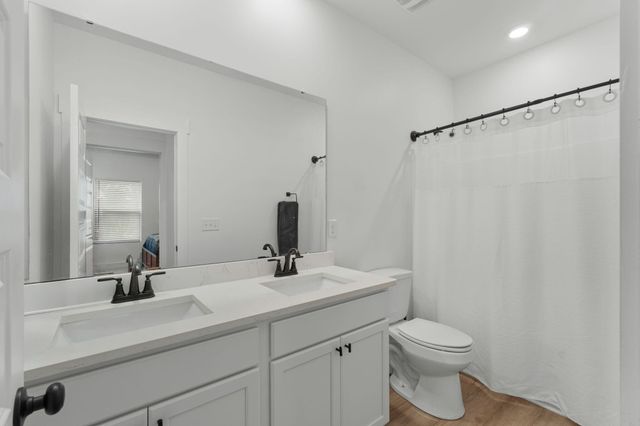 136 Hibernate Way, Freeport, FL 32439