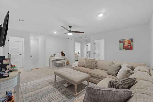 136 Hibernate Way, Freeport, FL 32439