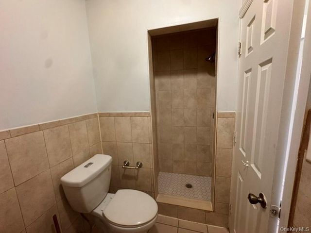 97 Waverly Street 3R, Yonkers, NY 10701