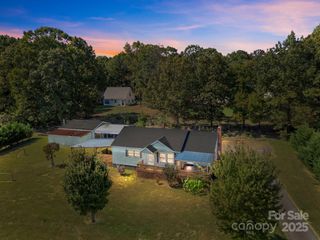 104 Pine Road, Mount Holly, NC 28120