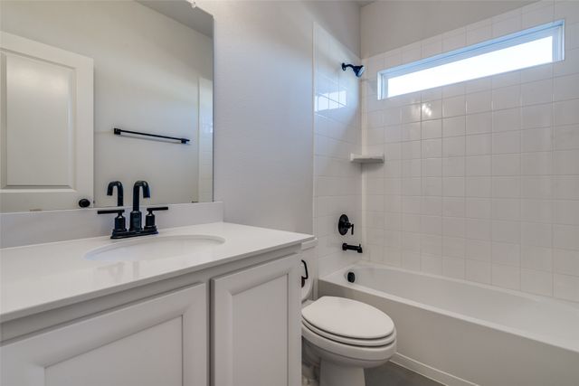 3829 Walnut Creek, Crandall, TX 75114