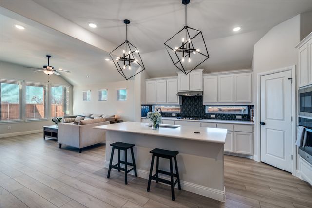 3829 Walnut Creek, Crandall, TX 75114