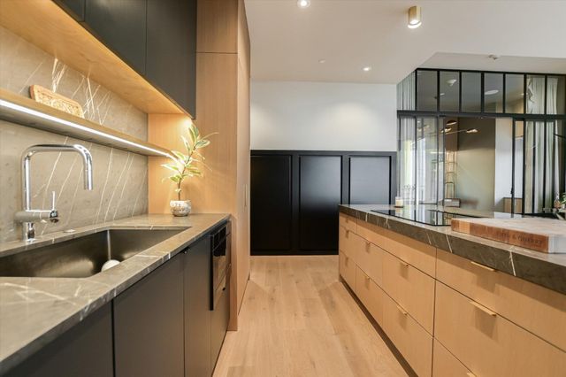 210 Lavaca ST 3108, Austin, TX 78701