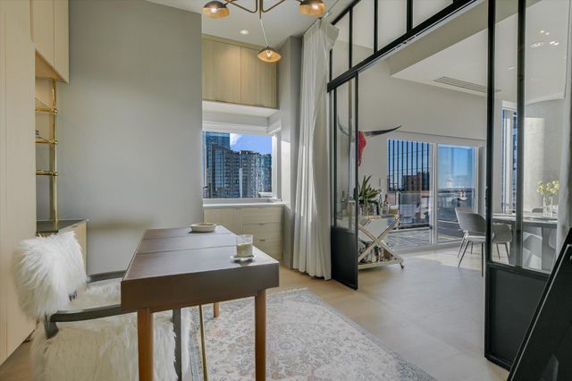 210 Lavaca ST 3108, Austin, TX 78701