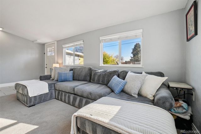 5530 Holland Drive, Arvada, CO 80002