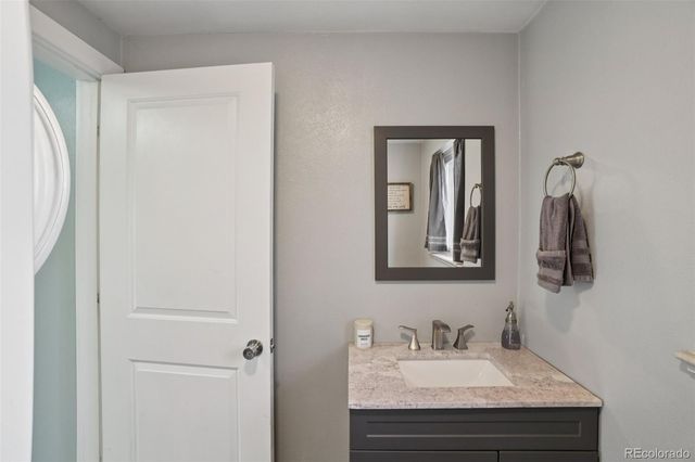 5530 Holland Drive, Arvada, CO 80002