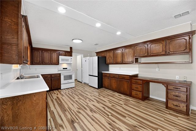 105 Dogwood Avenue, Poteau, OK 74953