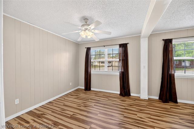 105 Dogwood Avenue, Poteau, OK 74953