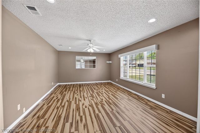 105 Dogwood Avenue, Poteau, OK 74953