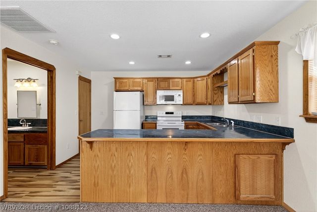 105 Dogwood Avenue, Poteau, OK 74953