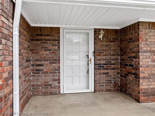 105 Dogwood Avenue, Poteau, OK 74953