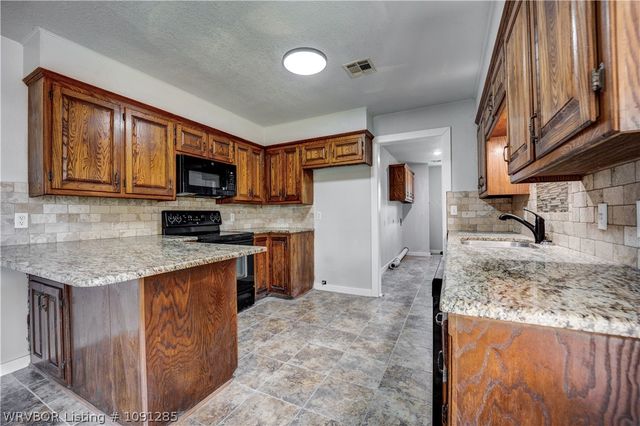 108 Lynn Drive, Arkoma, OK 74901
