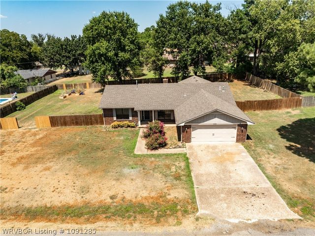 108 Lynn Drive, Arkoma, OK 74901