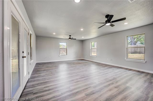 108 Lynn Drive, Arkoma, OK 74901