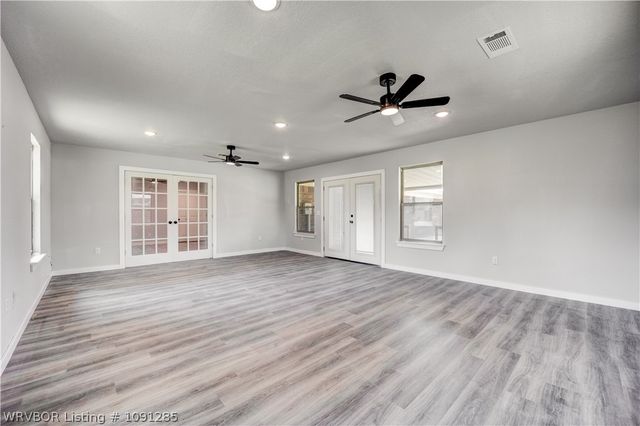 108 Lynn Drive, Arkoma, OK 74901
