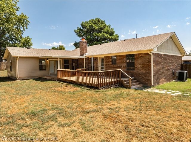 108 Lynn Drive, Arkoma, OK 74901