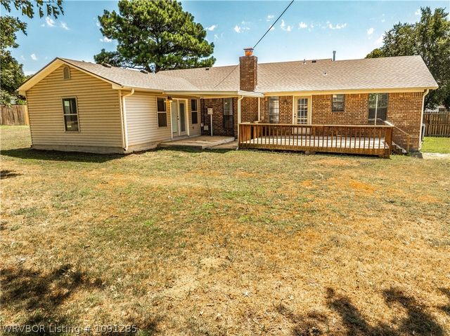 108 Lynn Drive, Arkoma, OK 74901