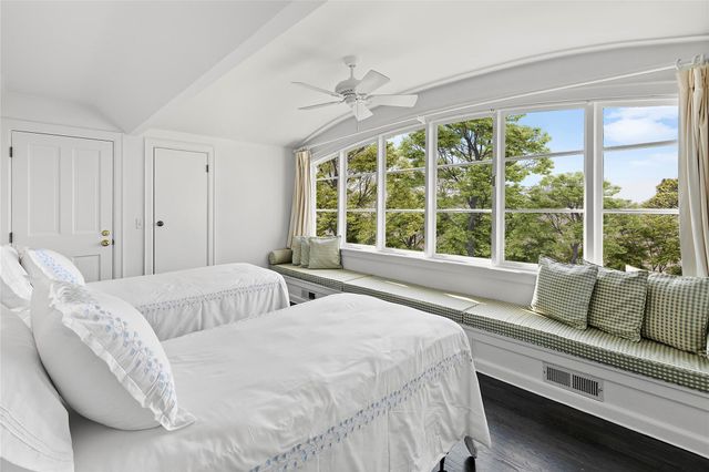 1903 Deerfield Road, Water Mill, NY 11976