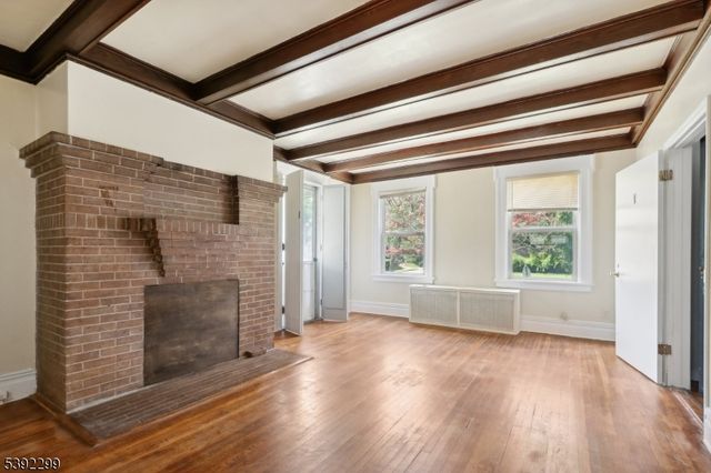 156 Elmwood Ave, East Orange City, NJ 07018