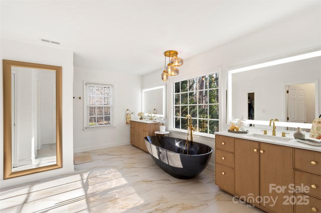 4912 Dayspring Drive, Mint Hill, NC 28227