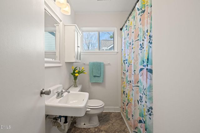 825 Waring Street, Durham, NC 27704