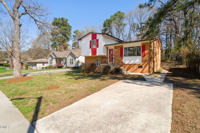 825 Waring Street, Durham, NC 27704