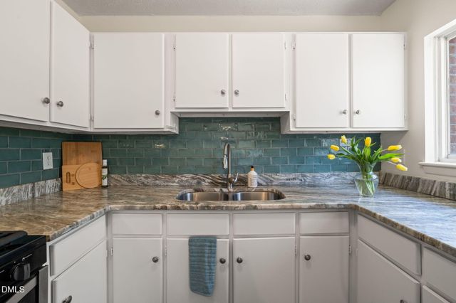 825 Waring Street, Durham, NC 27704