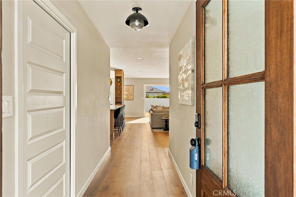 5754 W 74th St, Los Angeles, CA 90045 — photo 2