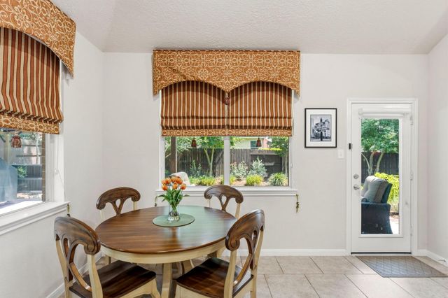 130 N Archwyck Circle, The Woodlands, TX 77382