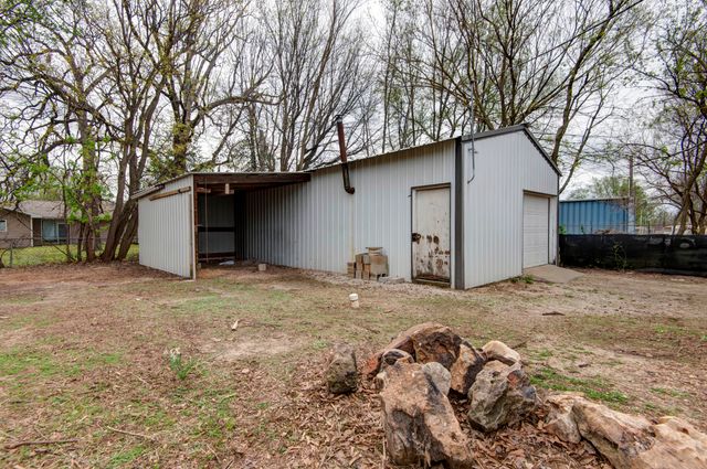 1024 N Brown Avenue, Springfield, MO 65802